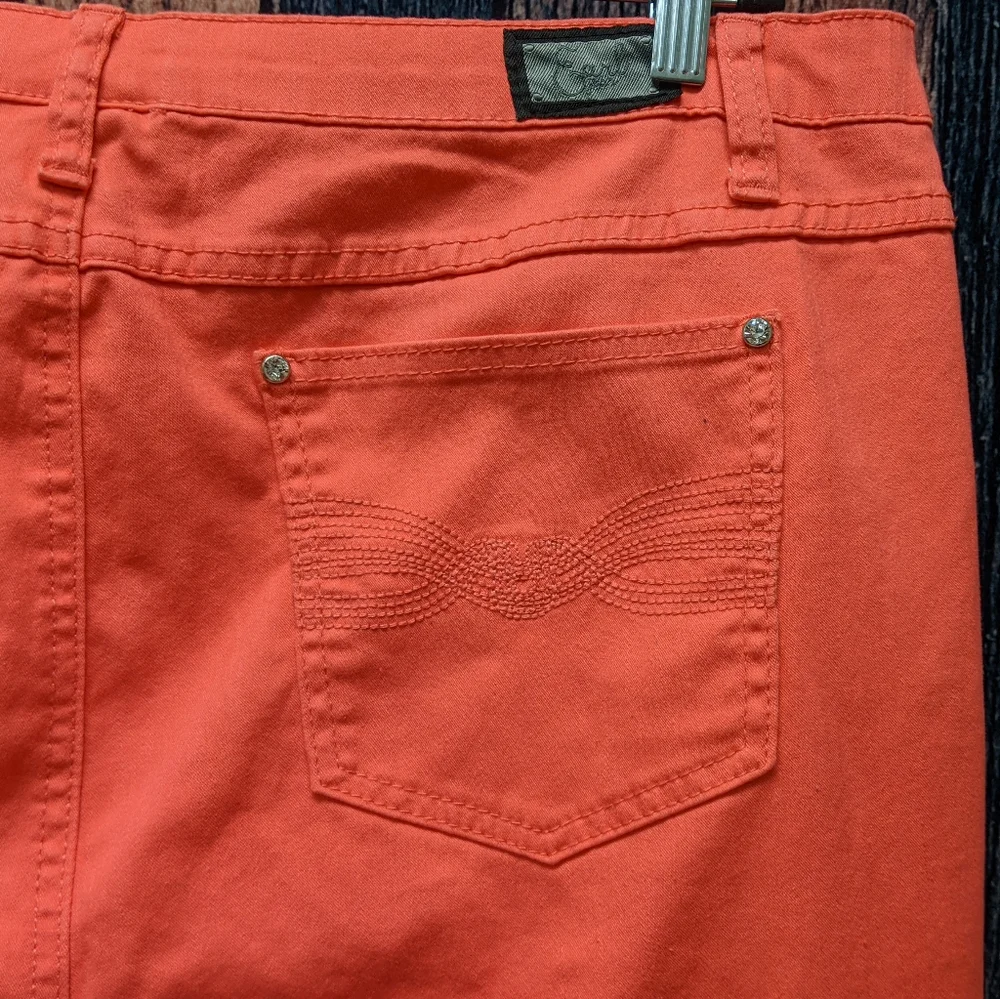 Earl Jeans Coral Boot Cut